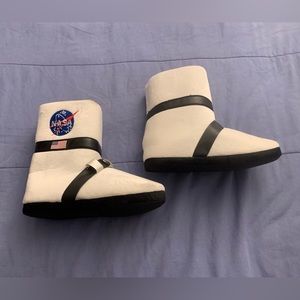 NASA Astronaut Boot Slippers Unisex S/M Pajamas Costume Plush Halloween Party.